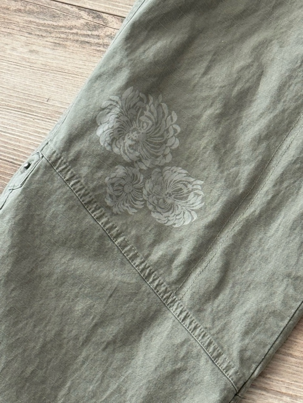 Columbia Utility Convertible Pants Light Green Khaki Size 12 Flower Hiking Camp